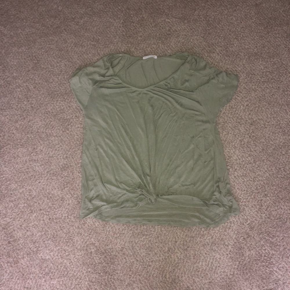 Green knotted top